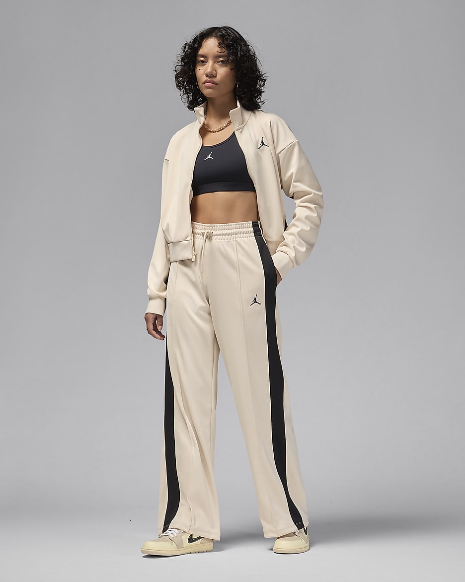 Jordan Women s Knit Tracksuit Bottoms. Nike IE